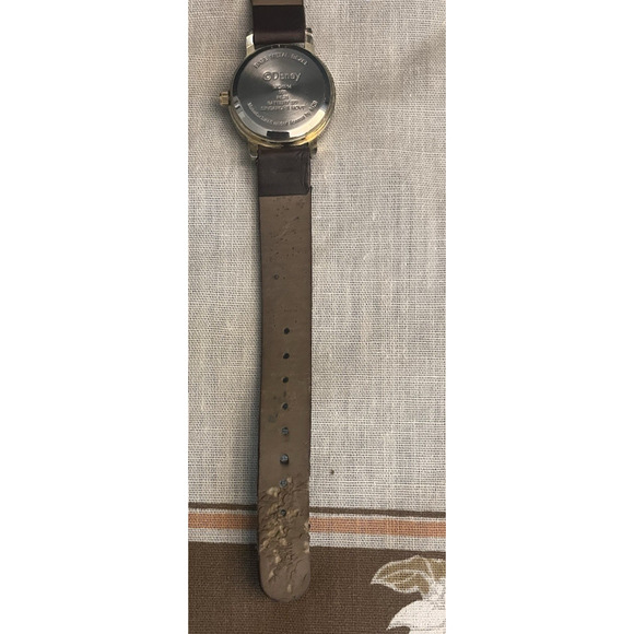 Mickey Mouse Watch | Disney | Gold Bezel | 80's VTG | USED | New Battery - Picture 7 of 8